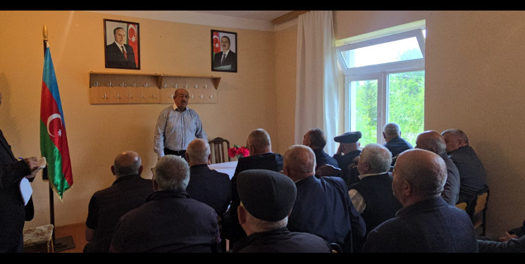 Qəbələ rayonu, “Zarağan” məcburi köçkün qəsəbəsində Şuşa Rayon İcra Hakimiyyəti başçısının rayon sakinləri ilə  növbəti səyyar görüşü keçirilmişdir